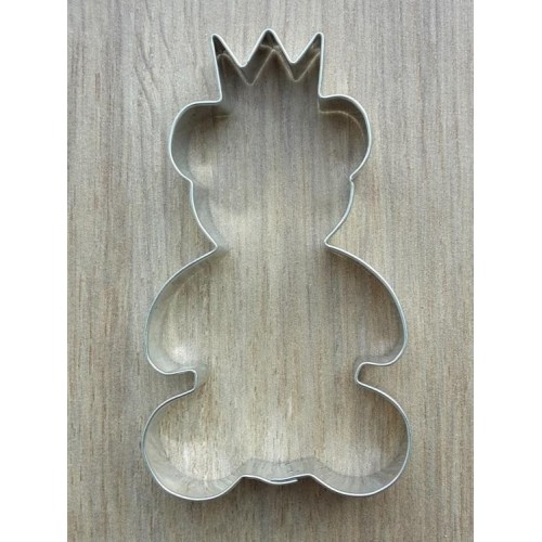 Cookie cutter - teddy bear with a crown