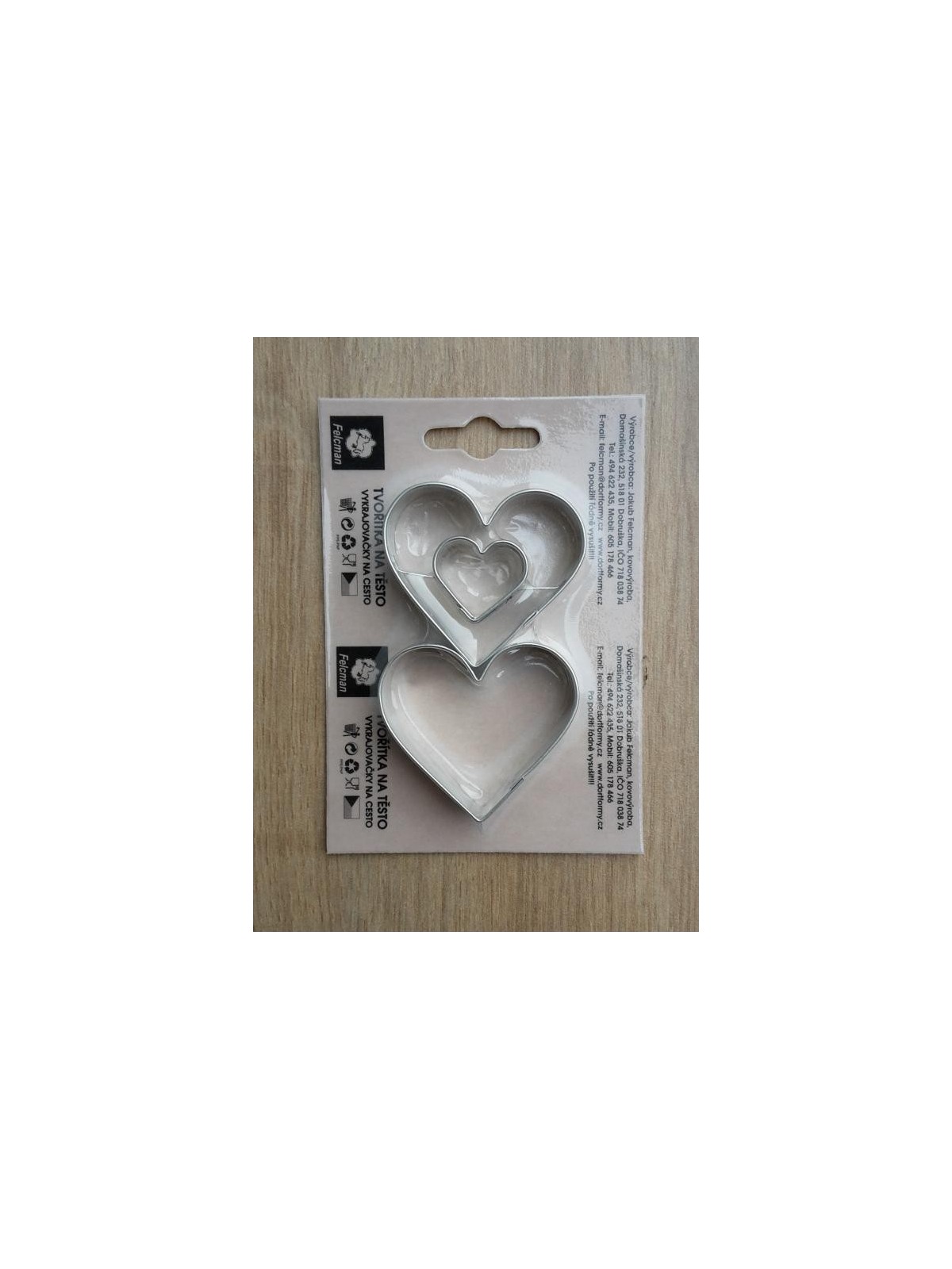 Set of cookie cutters - large heart with center.