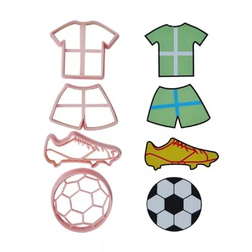 Set of football-themed cookie cutters 4pcs