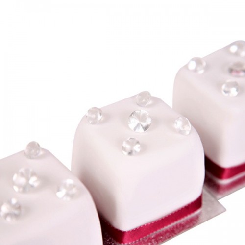 House of Cake - Transparent edible jelly diamonds 10mm