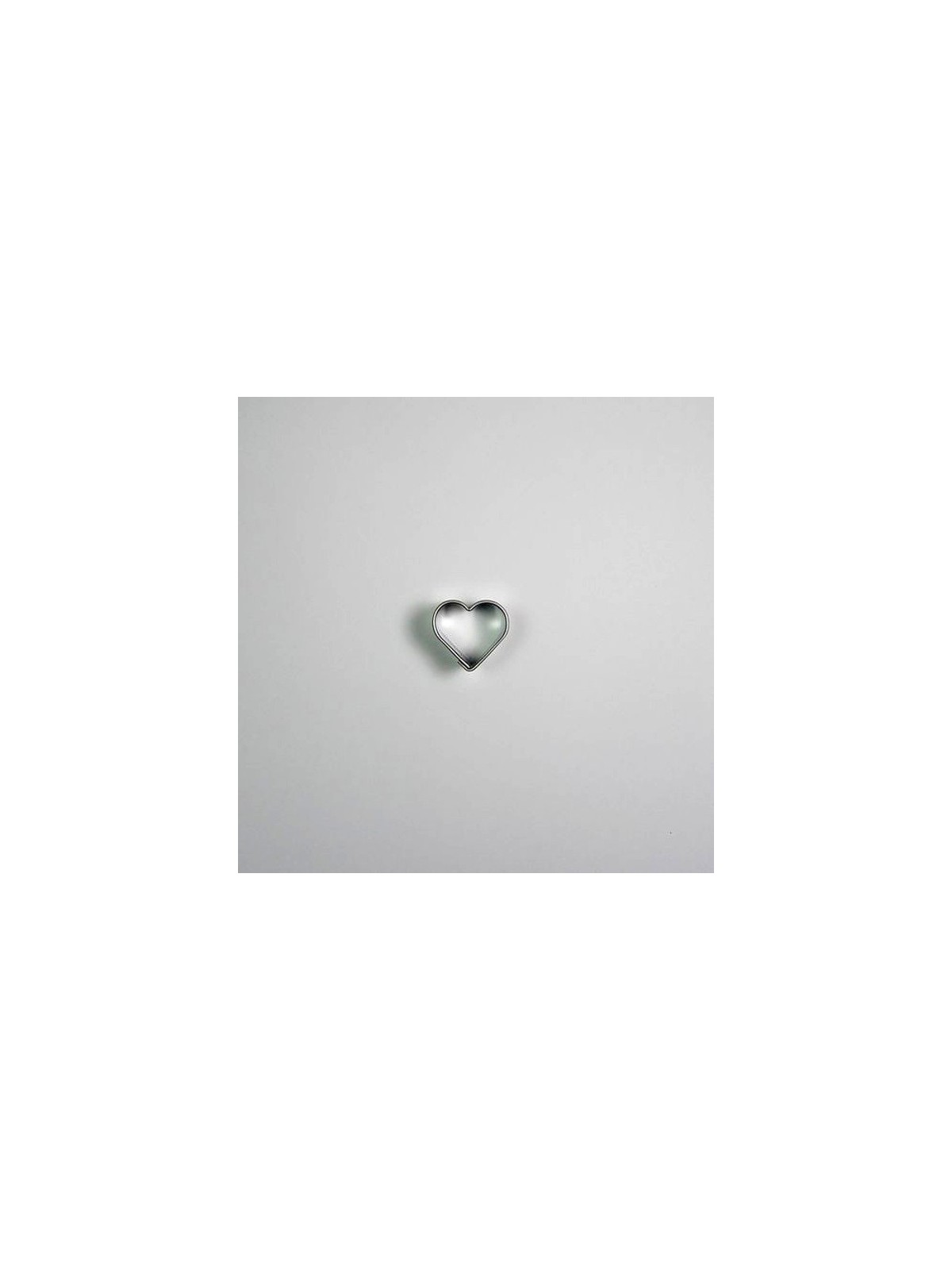 Stainless steel cookie cutter - center heart 1.9cm.