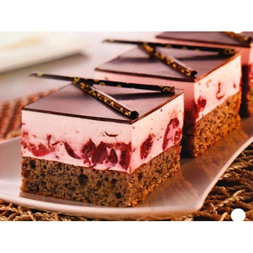 KARINA - Cherry Cream - 500g