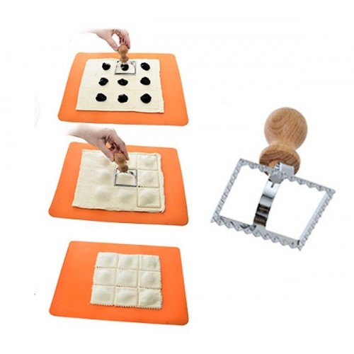 Dough cutter for dumplings / ravioli - 7x7