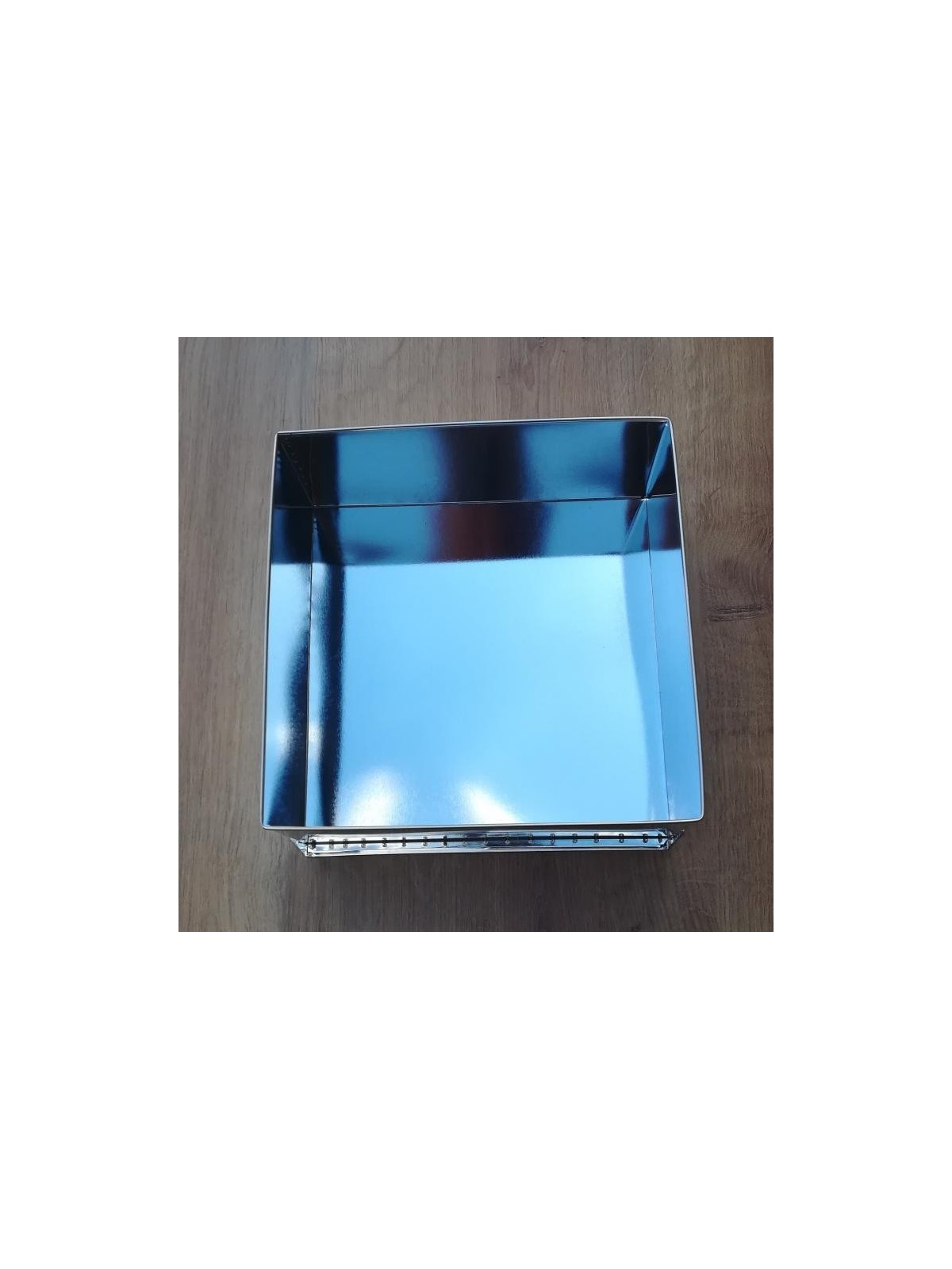 Cake pan with bottom - 10 x 10 square