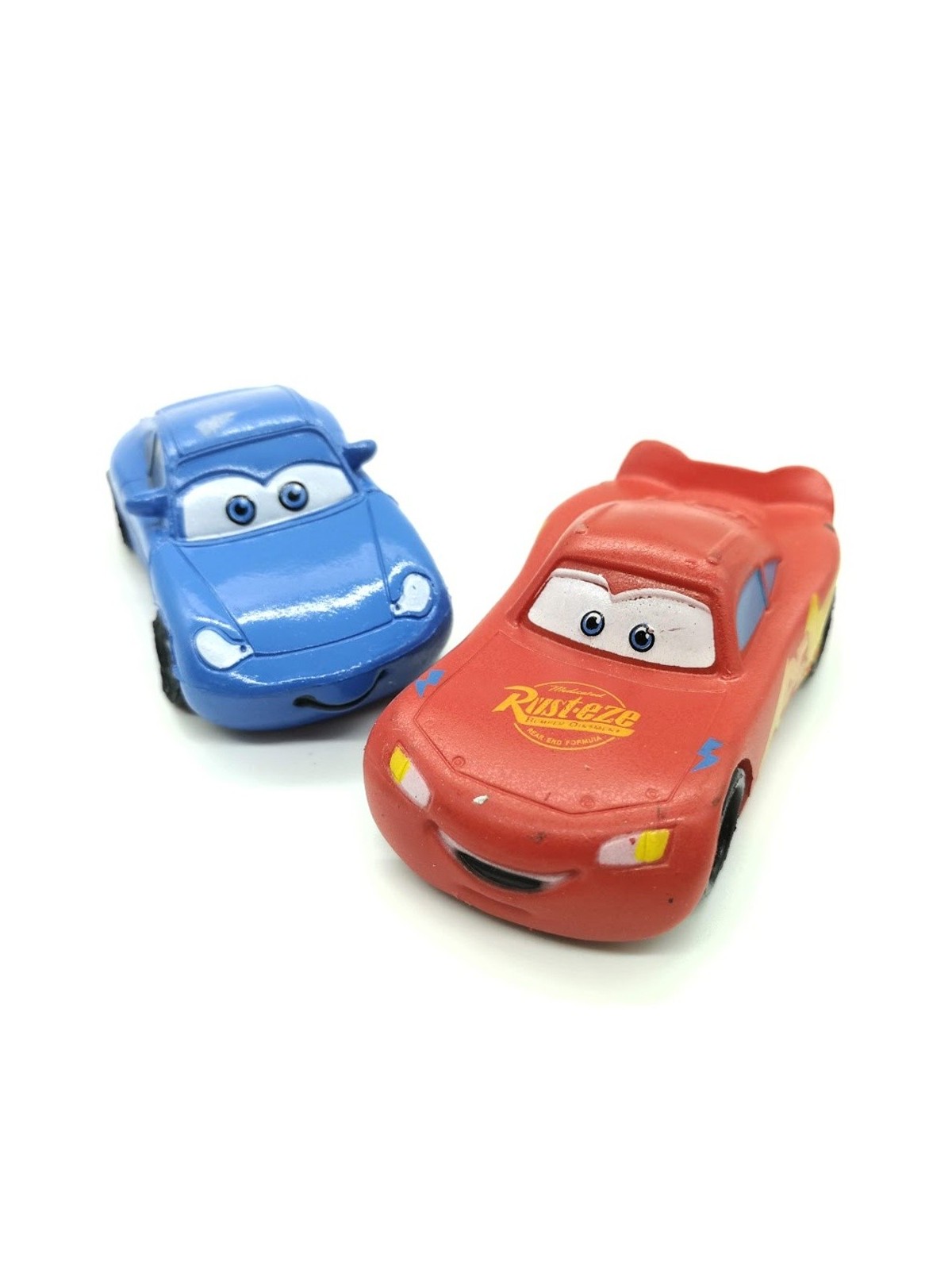 DeKora  - Dekorative Figur - Cars - McQueen + Sally