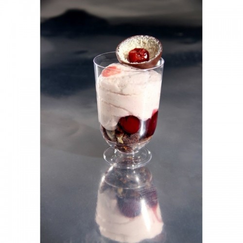 Stiffening whipped cream - cherry with pieces of fruit - 250 g